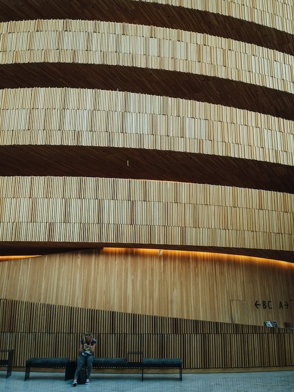 Opéra moderne : confrontation tradition et modernité